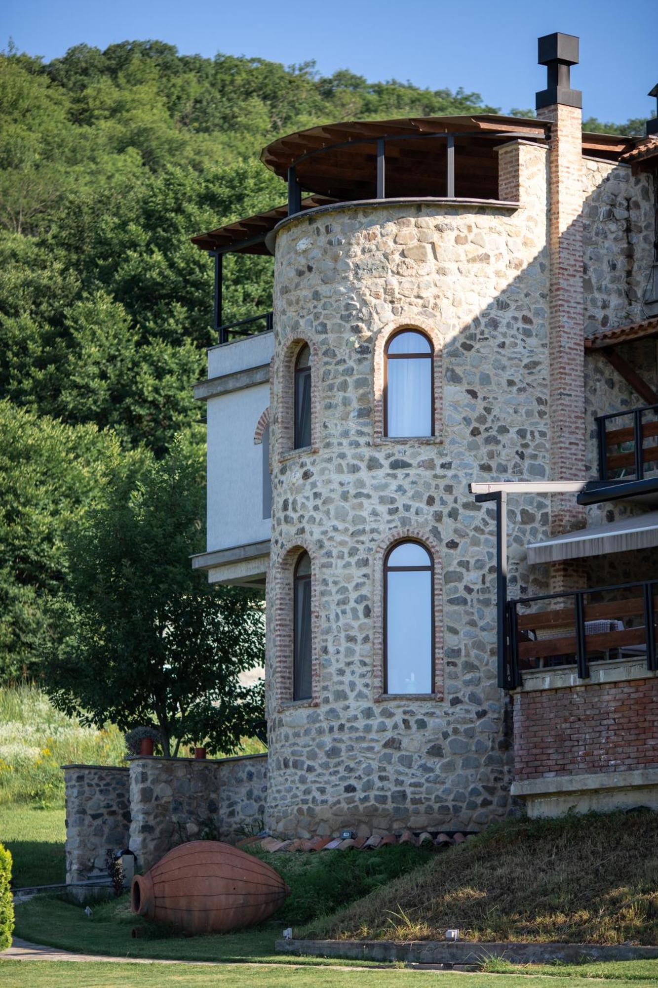 Babaneuris Marani Hotel Buitenkant foto