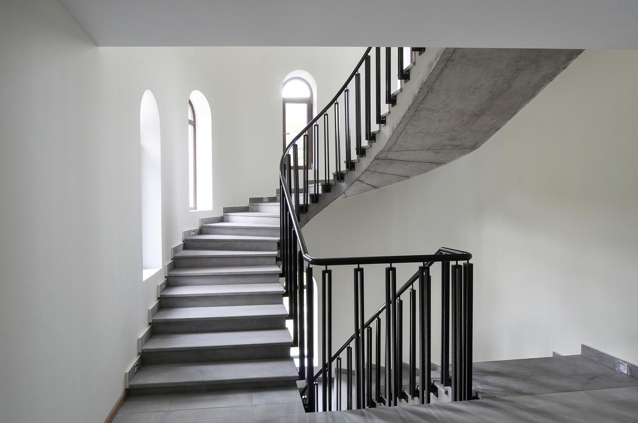Babaneuris Marani Hotel Buitenkant foto